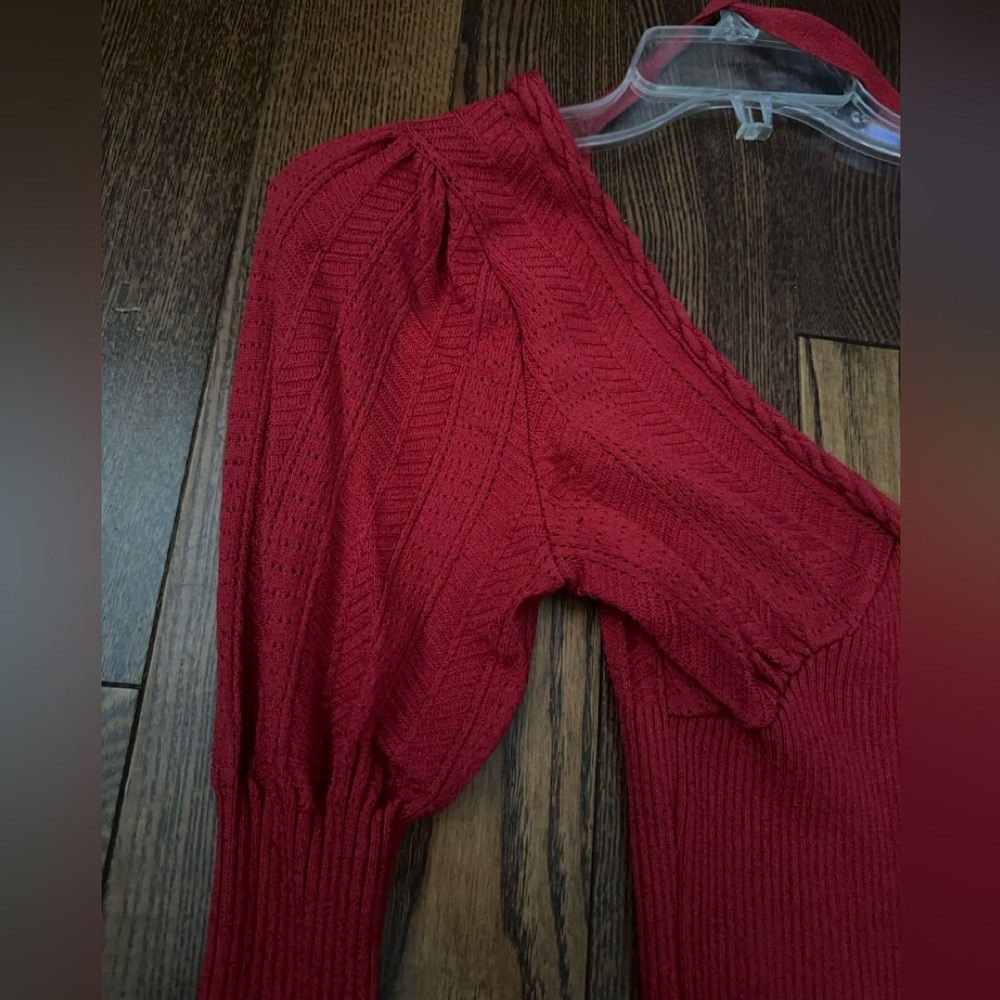 bebe Red V-Neck Ribbed Sweater - Picture 2 of 4